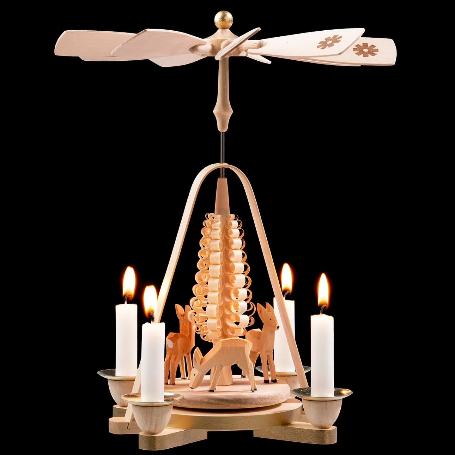 Richard Glässer Pyramiden<Pyramide "Rehfamilie"